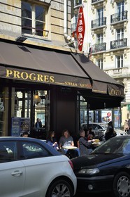 France, Paris, Café Tabac Le Progrès rue vieille du temple