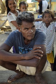 Philippines, Calamian Islands in northern Palawan, Uson Island in Coron Bay, village of Barangay Lajala,  the Tagbanua fisherman Carlito Bering