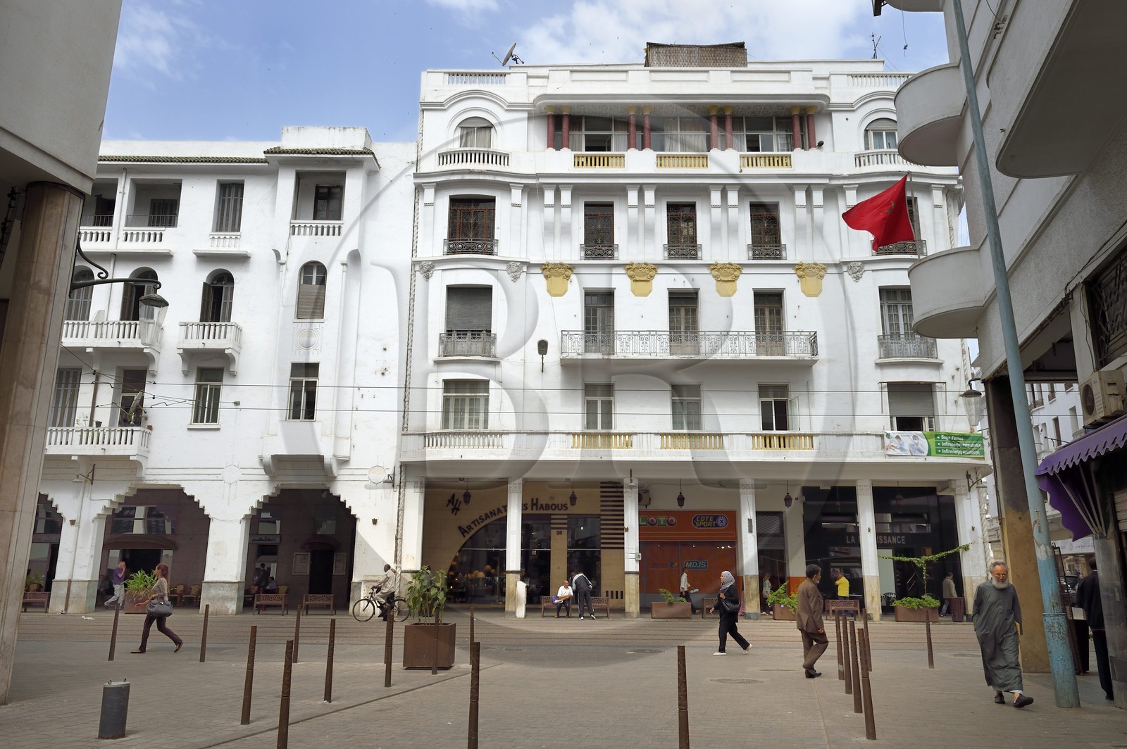 Maroc, Casablanca, immeuble Art Déco sur l'avenue Hassan II