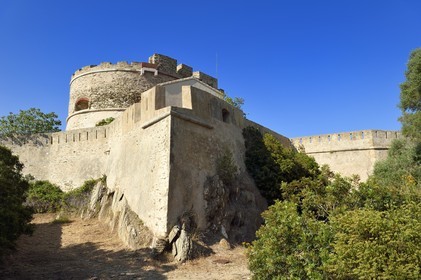 France, Var (83), Iles d'Hyères, parc national de Port Cros, Ile de Port-Cros, le Fort de l'Estissac construit sur ordre de Richelieu entre 1634 et 1640 sur la côte nord-ouest