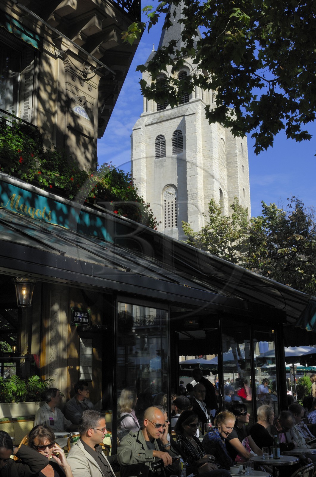 France, Paris (75), église Saint-Germain, place Saint-Germain-des-Prés