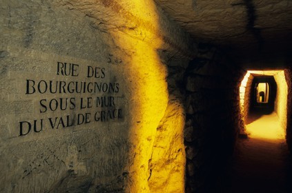 France, Paris (75), musée des carrières sous l'Hôpital Cochin avec l'ancien nom de rue du XVIIIème siècle