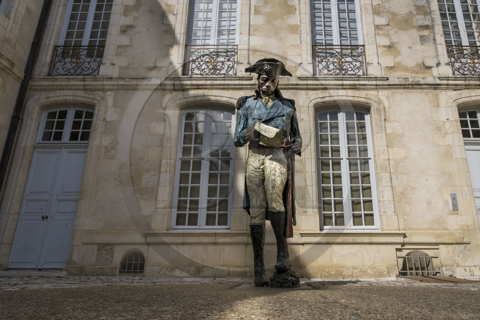 France, Charente-Maritime (17), La Rochelle, c dans l'Hotel Fleuriau, statue de Toussaint Louverture (2014) réalisé par l'artiste Ousmane Sow