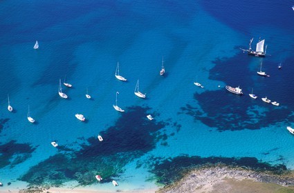 France, Finistère (29), archipel des Glénans, le lagon (vue aérienne)