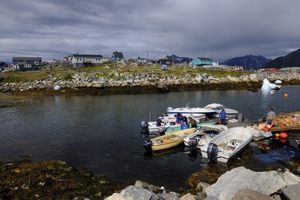 Groenland, le port de pêche de la ville de Nanortalik