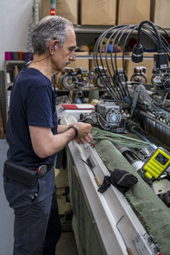 France, Vaucluse, L'Isle sur la Sorgue, Brun de Vian-Tiran Factory, wool textile industry, weaving workshop