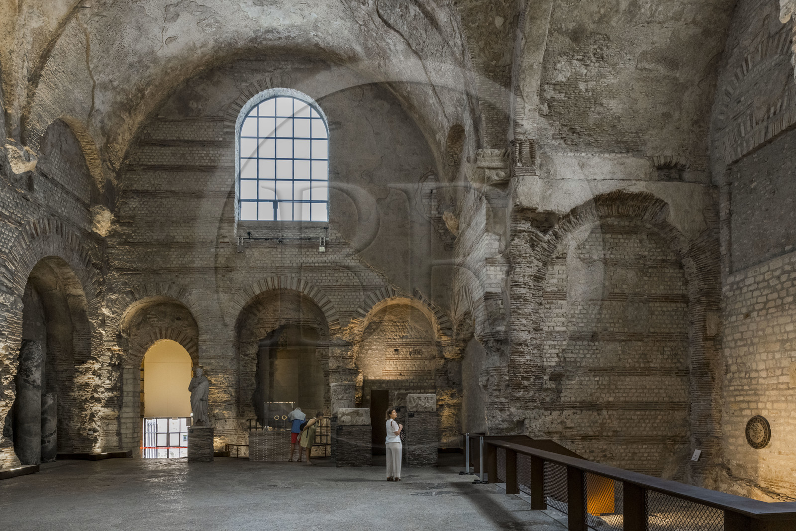 France, Paris (75), Musée de Cluny - Musée national du Moyen-Age, Frigidarium des thermes de Cluny, collections Romaines et Gauloises