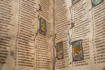 France, Paris (75), Bibliothèque Nationale de France, site Richelieu, Fables dans Recueil d'anciennes poésies française, manuscrit enluminé sur parchemin entre 1285 et 1292 (détail), Marie de France