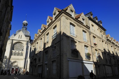 France, Seine-Maritime (76), Dieppe, l'église Saint-Jacques du XIIIème siècle et le quartier Sainte-Catherine