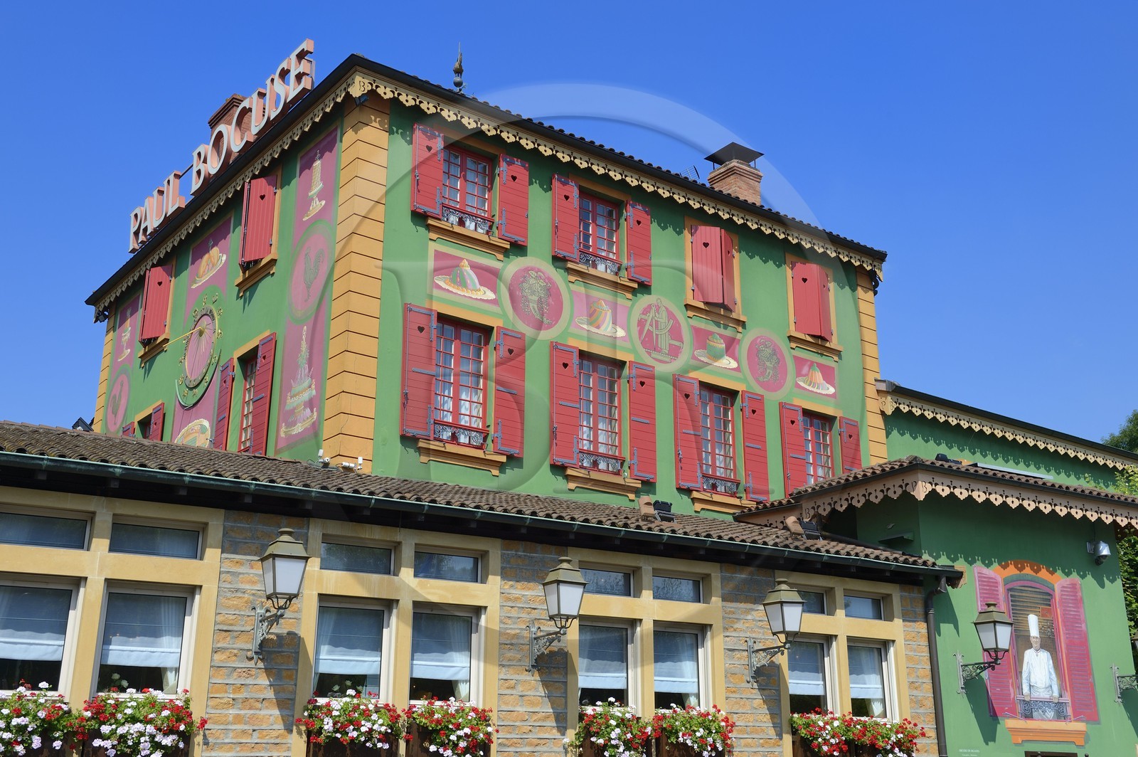 France, Rhône (69), Collonges-au-Mont-d'Or, Restaurant L'Auberge du Pont de Collonges de Paul Bocuse, trois étoiles au Guide Michelin depuis 1965