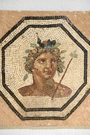 France, Rhône (69), Lyon, site historique classé Patrimoine Mondial de l'UNESCO, colline de Fourvière, musée gallo-romain de Fourvière, mosaïque de Bacchus (Dionysos), epoque des Severes