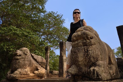 Sri Lanka, province du Centre-Nord, Polonnaruwa, l'ancienne capital du pays (XIe au XIIIe siècle) est classée au Patrimoine Mondial de l'UNESCO, Chambre du Conseil (Raja Sabahawa) datant du XIIe siècle