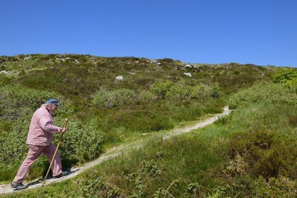 France, Finistere, Parc Naturel Regional d'Armorique (Armorica Regional Natural Park), Monts d'Arree, Brasparts, the Saint Michel mountain (Menez Mikael), the story teller Claude Le Lann