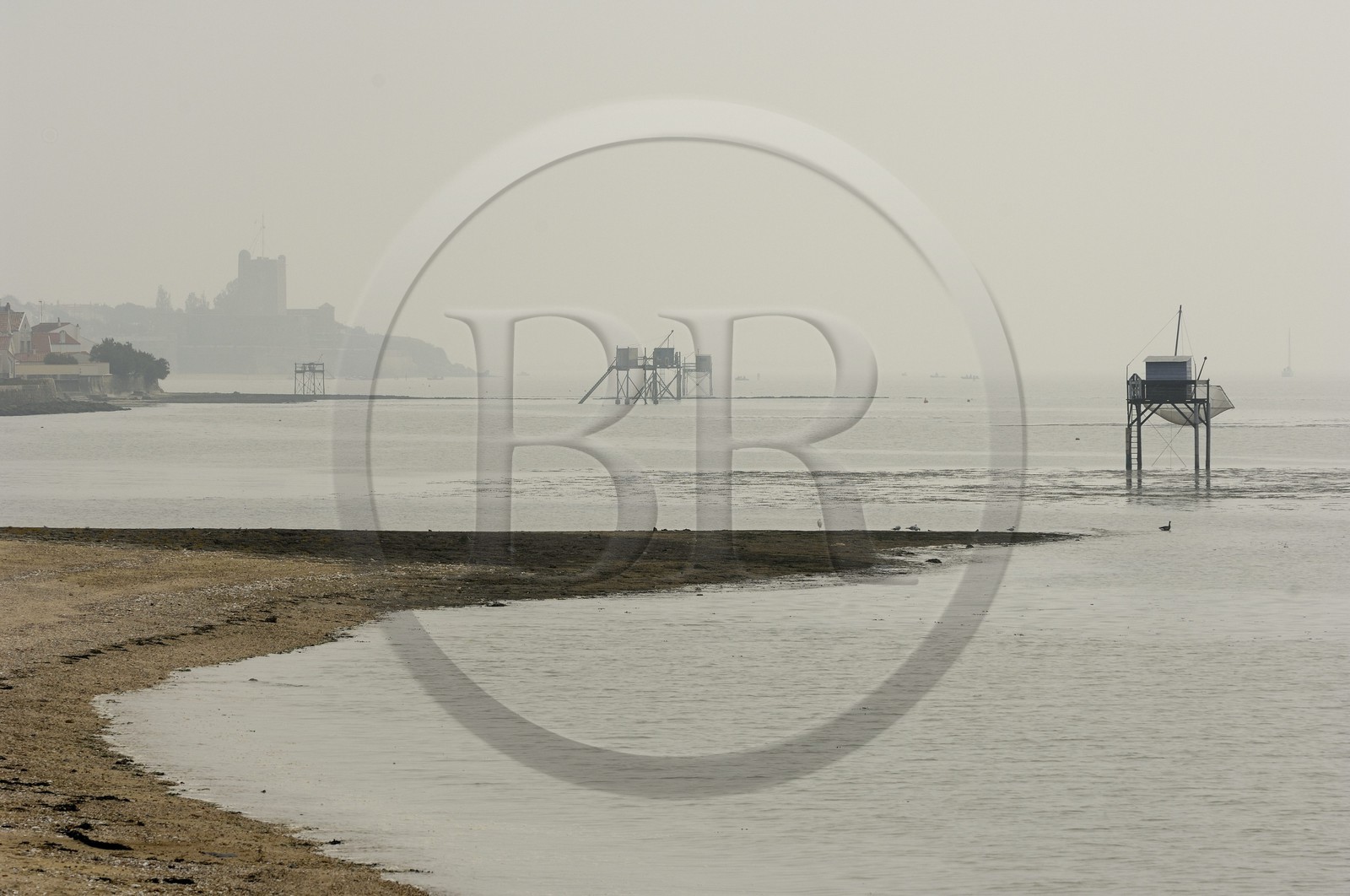 France, Charente-Maritime (17), Fouras, carrelets à la Pointe de la Fumée