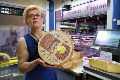 France, Moselle (57), Metz, Marché Couvert, épicerie fine et restaurant Chez Mauricette, Mauricette Vonner