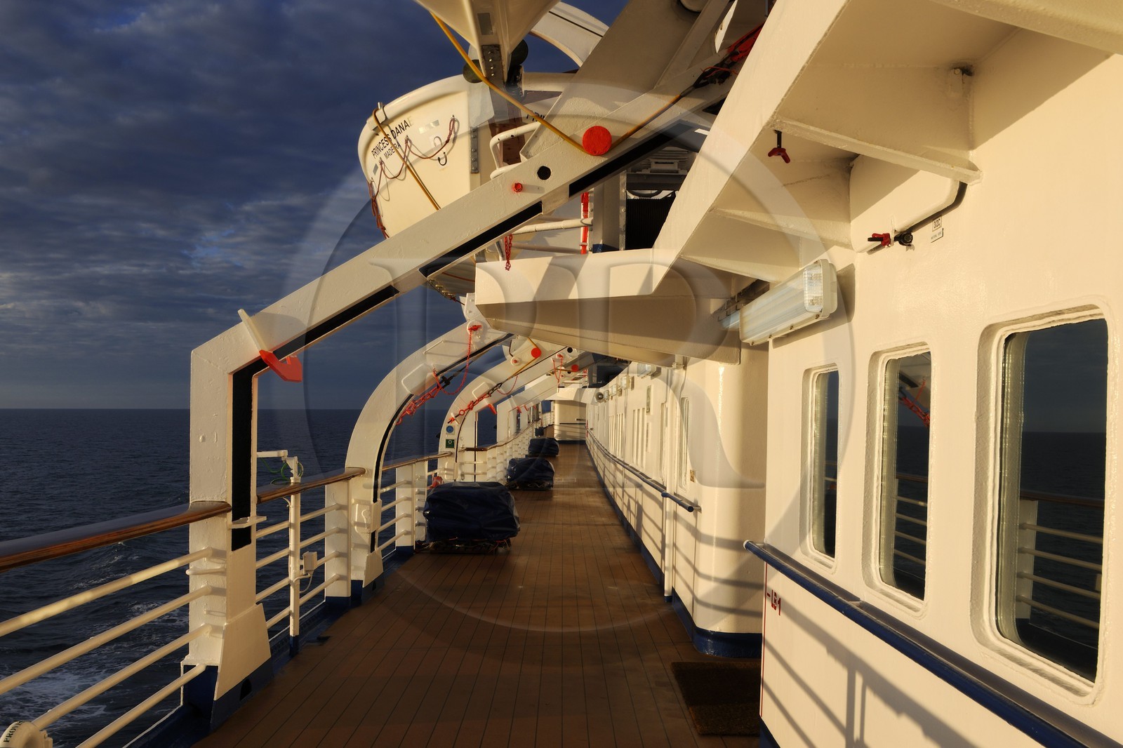 Groenland, à bord du bateau de croisière Princess Danae dans l'Océan Atlantique