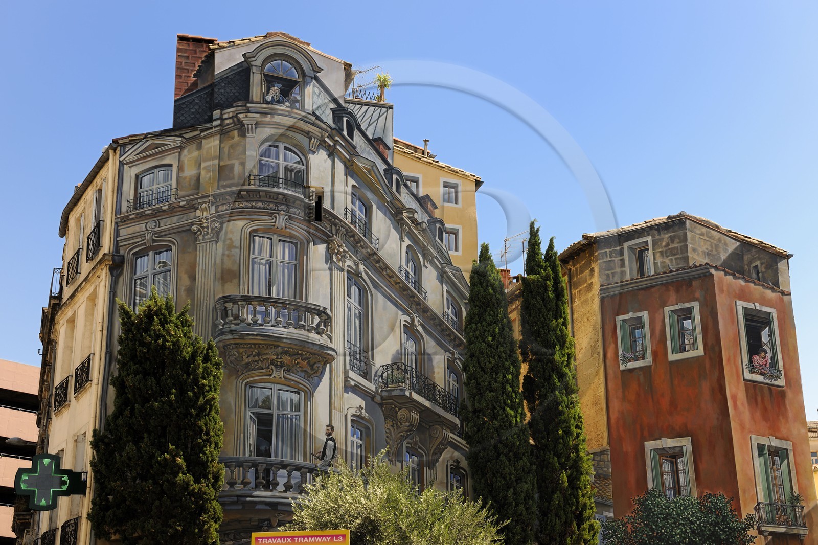 France, Hérault (34), Montpellier, centre historique, l'Ecusson, mur en trompe-l'œil rue du faubourg de la Saunerie