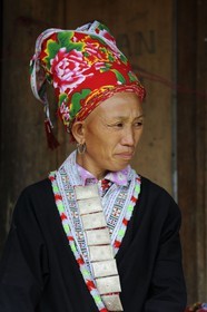 Vietnam, Lao Cai province, North-West Sapa district, multi-ethnic market at Muong Hum, woman from the Red Dzao minority