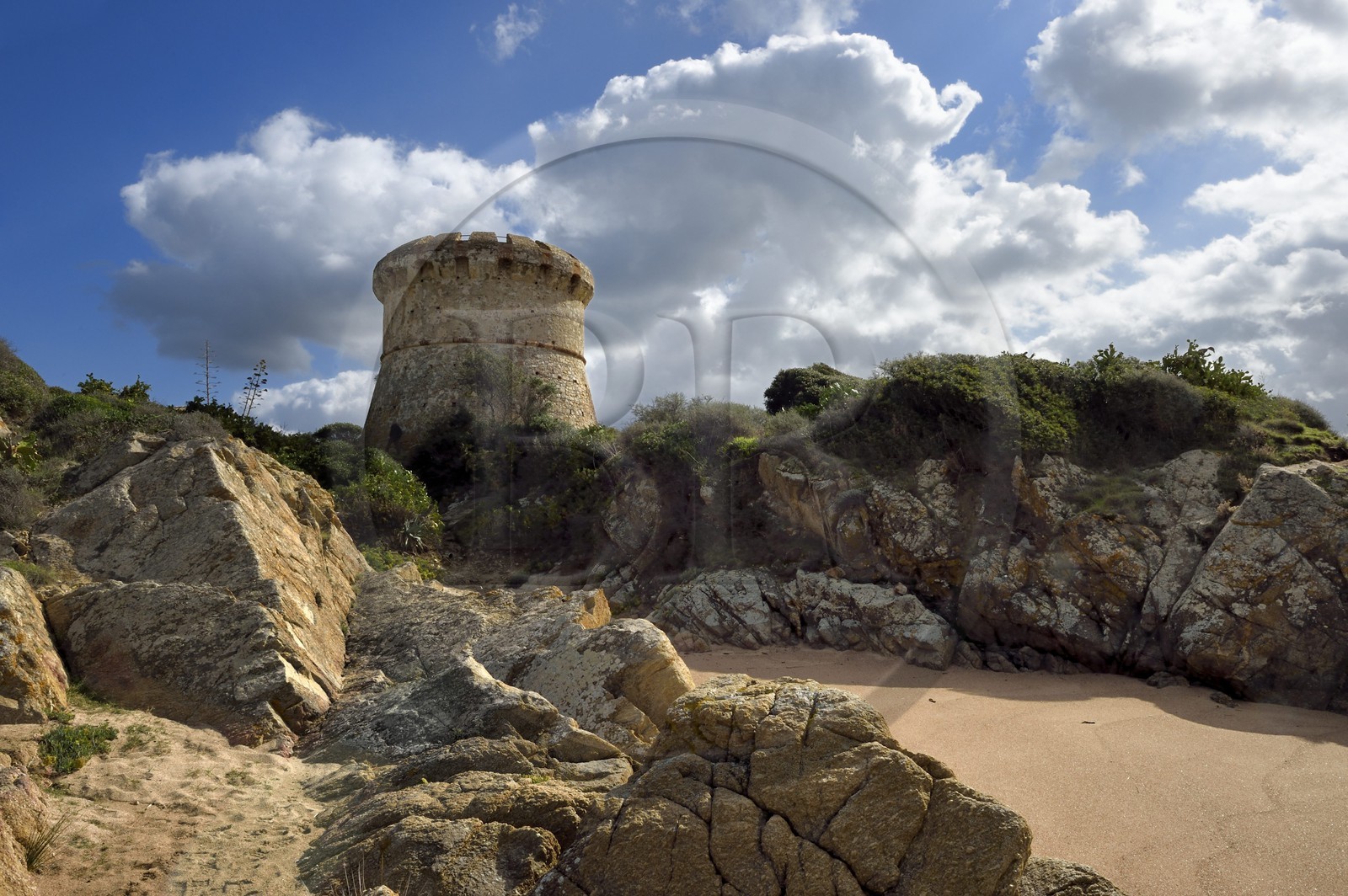 France, Corse-du-Sud (2A), Golfe d'Ajaccio, tour de Capitello, pres de la plage du Ricanto