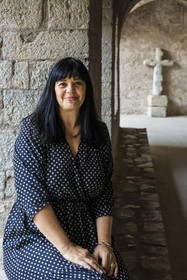 France, Hérault (34), Saint-Guilhem-le-Désert, labellisé Les Plus Beaux Villages de France, l'abbaye de Gellone du IXème siècle, Aude-Lise Theule responsable du service patrimoine du village