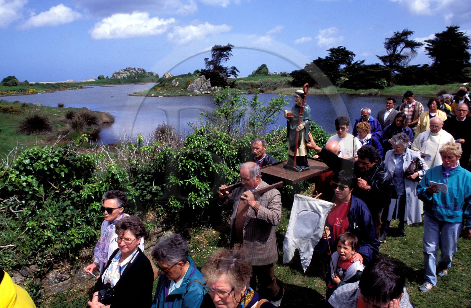 France, Côtes-d'Armor (22), procéssion du pélerinage annuel sur l'île de Saint-Gildas