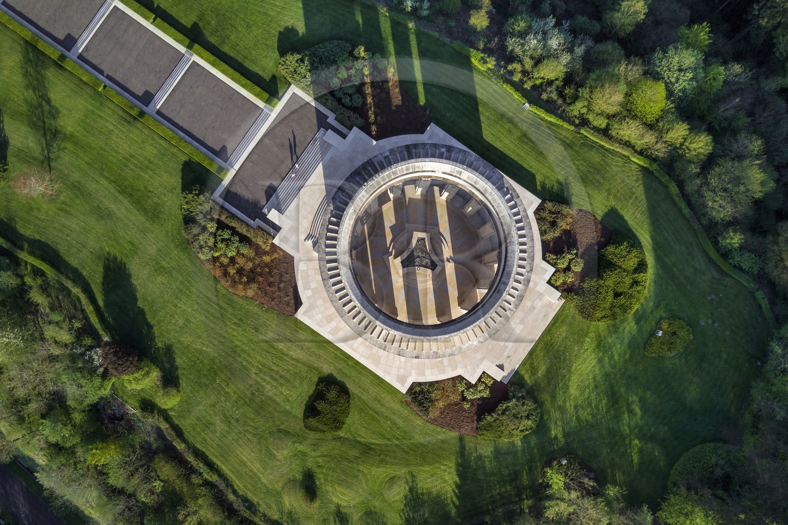 France, Meuse (55), Parc régional de Lorraine, Cotes de Meuse, monument américain de la Butte de Montsec commémorant les offensives menées par l'armée américaine sur le saillant de Saint-Mihiel lors de la Première Guerre mondiale (vue aérienne)
