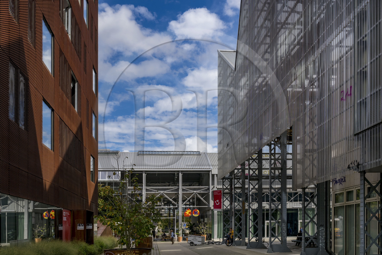 France, Loire-Atlantique (44), Nantes, Ile de Nantes, Université de Nantes et le Magmaa Food Hall en arrière plan