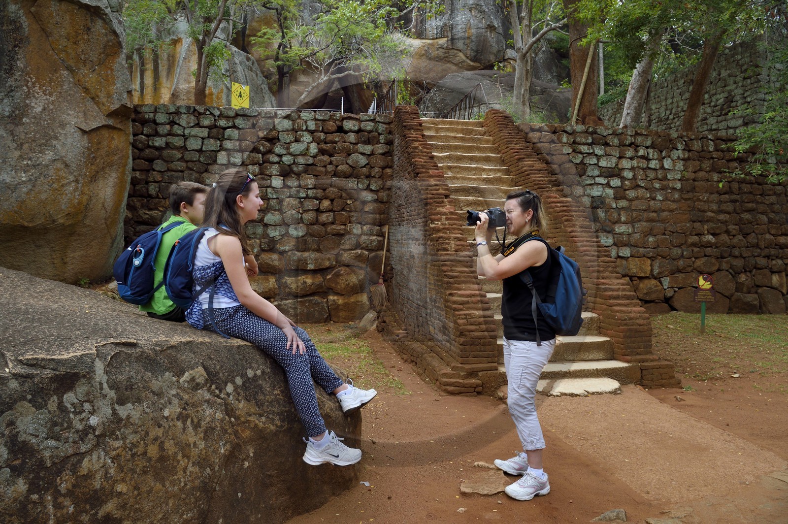 Sri Lanka, province centrale, district de Matale, Sigiriya, ville ancienne de Sigiriya classée patrimoine mondial de l'UNESCO, l'ancien palais forteresse du Rocher du Lion