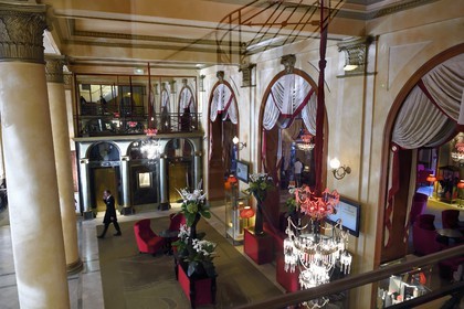 France, Calvados (14), Pays d'Auge, Deauville, l'Hotel Royal Barriere, le lobby