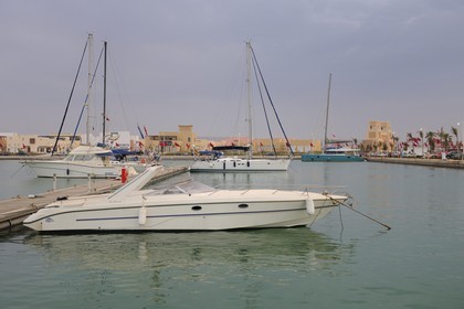 Maroc, région de l'Oriental, station balnéaire de Mediterrania Saïdia, le port et la porte de la galerie marchande Médina Saidia