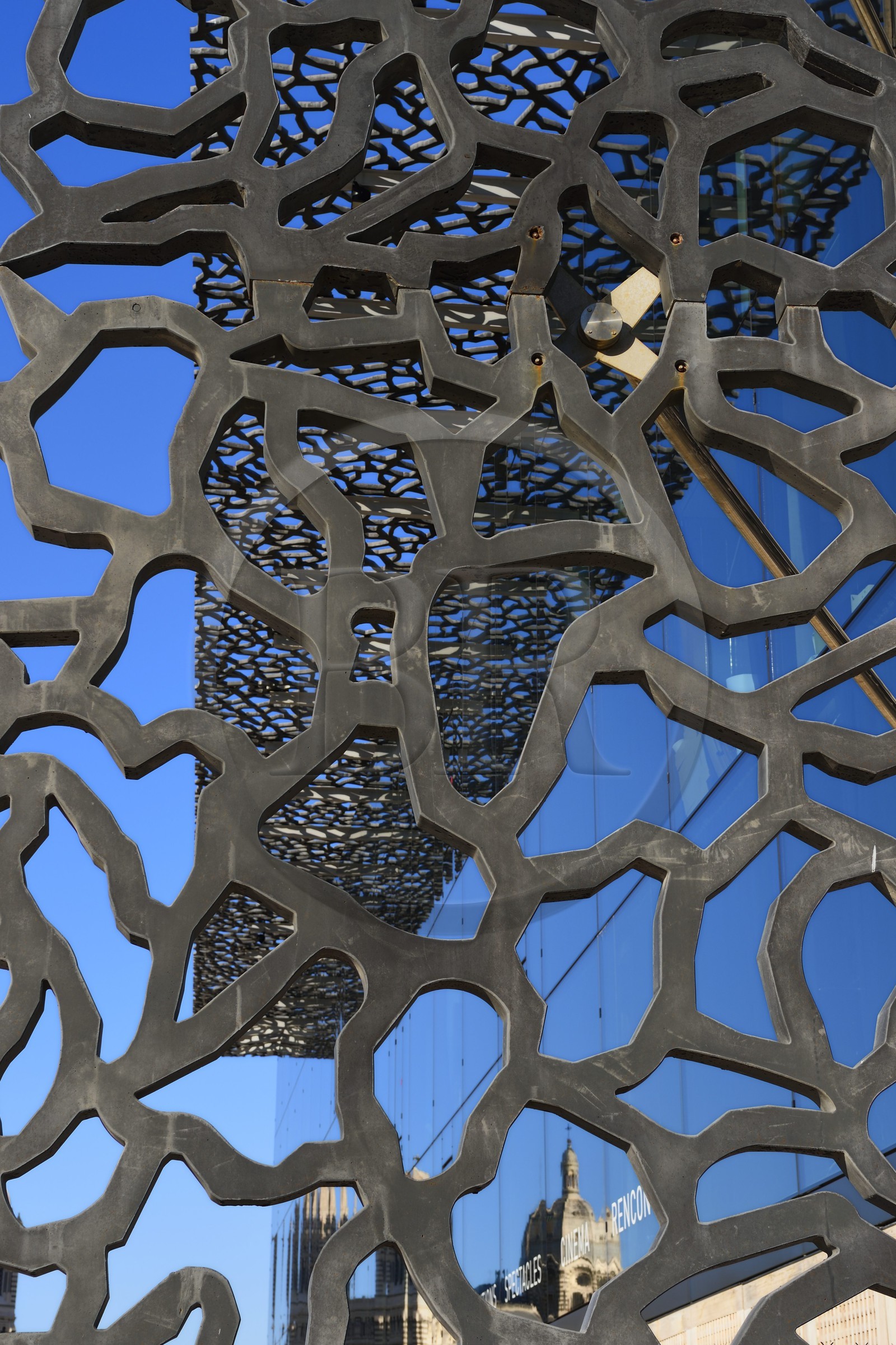 France, Bouches-du-Rhône (13), Marseille, MuCEM (Musée des civilisations de l'Europe et de la Méditerranée) par les architectes Rudy Ricciotti et R. Carta