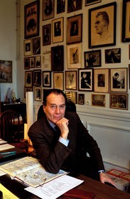 France, Paris (75), M. Cheremetieff, directeur de l' Institut de musique Rachmaninov, avenue de New York