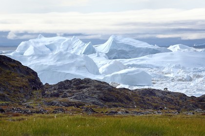 Groenland, cote ouest, baie de Disko, Ilulissat, fjord glacé classé Patrimoine Mondial de l'UNESCO qui est l’embouchure maritime du glacier Sermeq Kujalleq (Jakobshavn Glacier), randonnée sur le site de Sermermiut