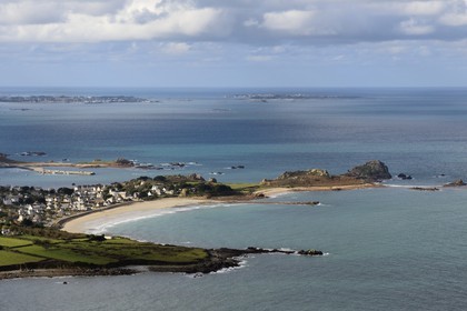 France, Cotes-d'Armor, Primel-Tregastel, Primel Cove (aerial view)