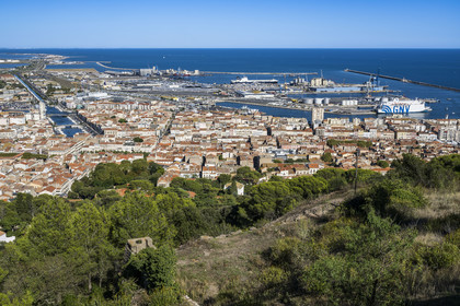 France, Herault, Sète, panorama from Mont Saint-Clair, view of the Peyrade canal and the Grande-Motte in the background
