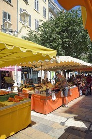 France, Var (83), Toulon, le marché du Cours Lafayette
