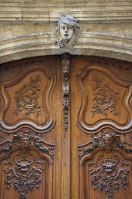 France, Bouches-du-Rhône (13), Aix en Provence, Hotel d'Ailhaud, porte principale d'époque Louis XV