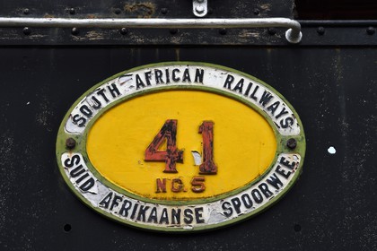 Namibie, région de Otjozondjupa, gare d'Otjiwarongo, vieille locomotive à vapeur de 1912 utilisée jusqu'en 1960 par les South African Railways