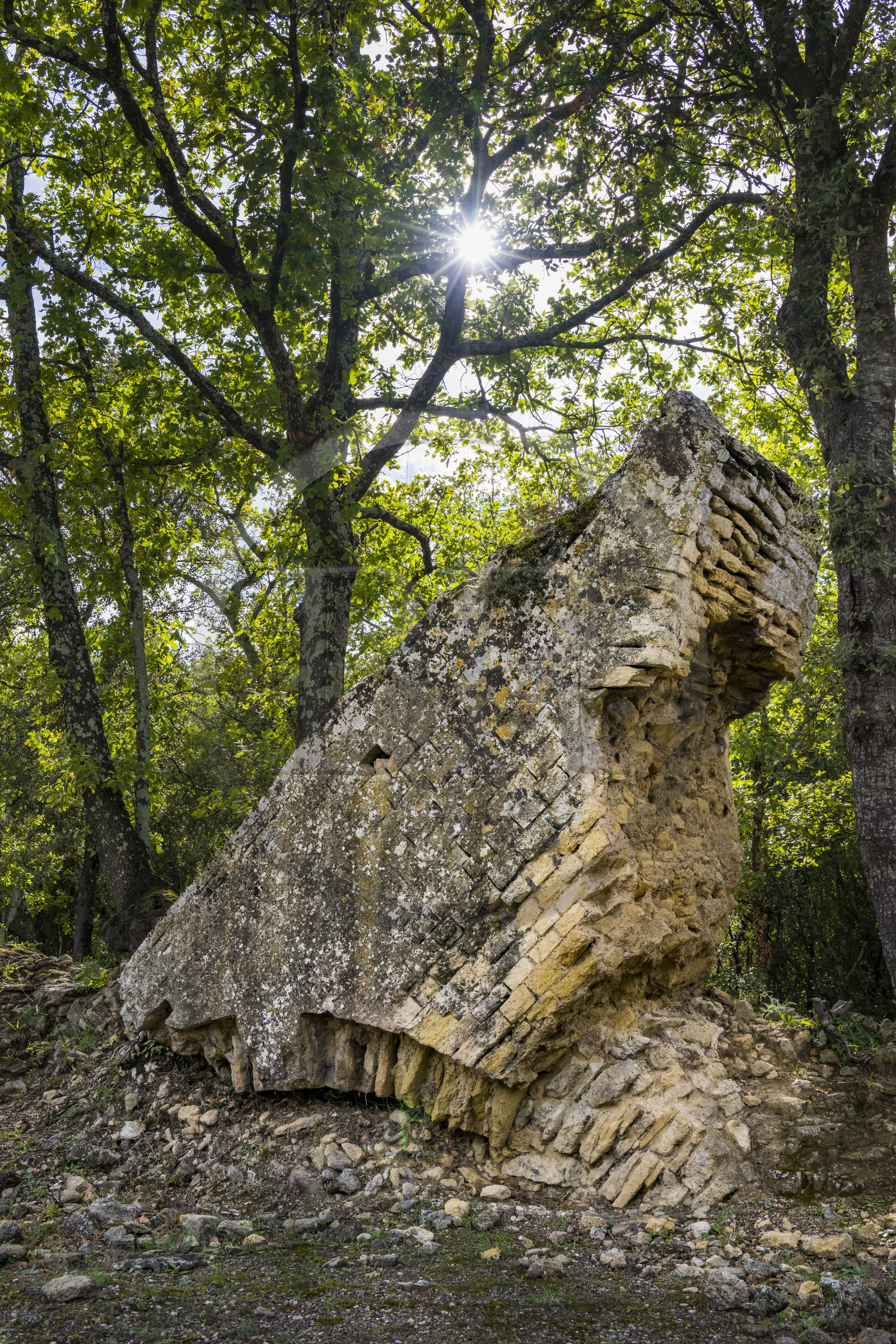 France, Gard, Vers Pont du Gard, remains of the Roman aqueduct over 52 km long which brought water from the Fontaine d'Eure at the foot of Uzès to Nimes via the Pont du Gard
