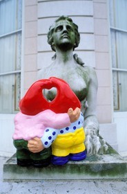 France, Paris, Bagatelle garden, garden's dwarfs