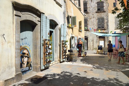 France, Var (83), Toulon, quartier du petit Chicago, dessin représentant Al Capone place des Equerres