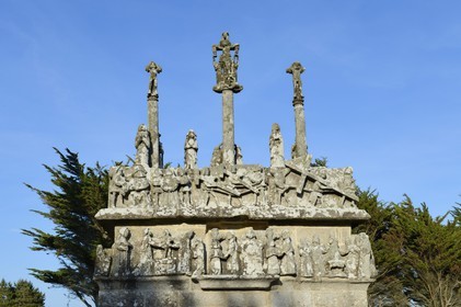 France, Finistère (29), , Saint-Jean-Trolimon, calvaire de la chapelle de Notre-Dame de Tronoën