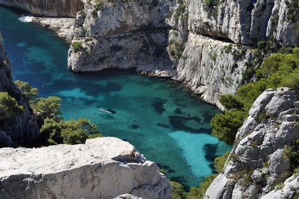 France, Bouches du Rhone, Marseille, National Park of the Calanques, rowing in the Calanque En Vau (cove) (request for authorization necessary before publication)
