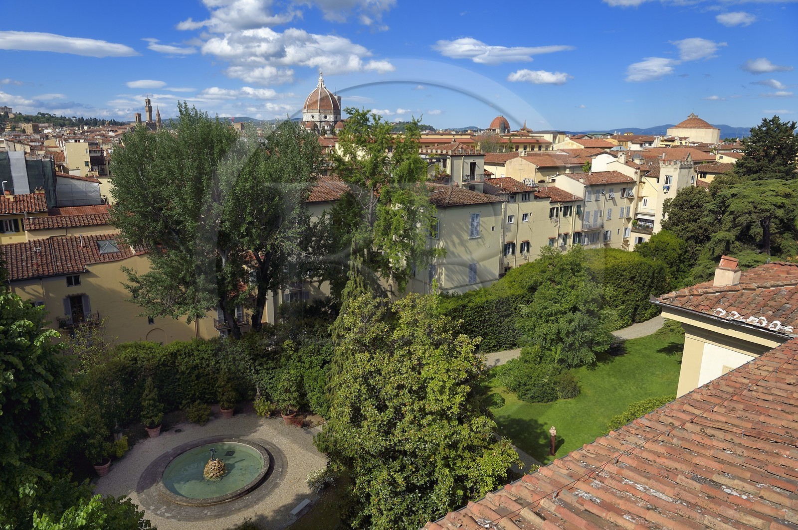 Italie, Toscane, Florence, centre historique classé Patrimoine Mondial de l'UNESCO, vue du centre historique de la vieille ville depuis le Palazzo Della Gherardesca, palace 5 étoiles du groupe Four Seasons Hotel