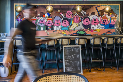 France, Hérault (34), Sète, oeuvre de l'artiste Tony Bosc dans le restaurant Le Marina sur le quai de la Résistance