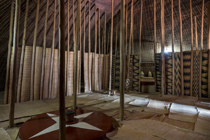 Rwanda, Province du Sud, Nyanza, musée du Palais royal Rukari, palais traditionnel du roi Mutara III Rudahigwa dans une hutte traditionnelle appellée Rugo, la maison principale Kambere