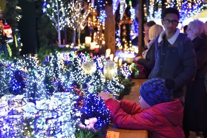 France, Bas Rhin, Strasbourg, old town listed as World Heritage by UNESCO, Christmas market (Christkindelsmarik) on the place Broglie