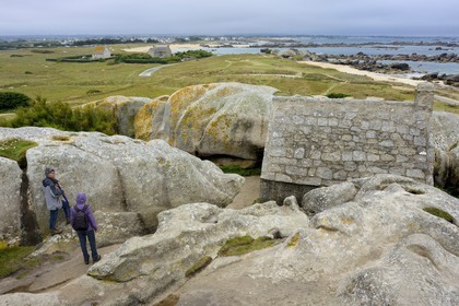 France, Finistère (29), Pays des Abers, Côte des Légendes, le hameau de Meneham, le corps de garde, ancien poste douanier du XVIIe siècle