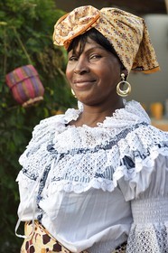 Gabon, Libreville, femme gabonaise lors d'un mariage coutumier