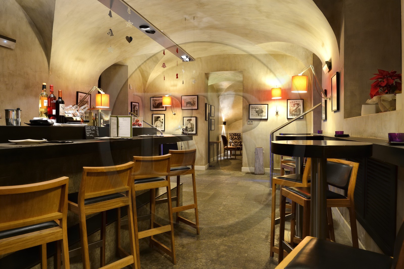 Espagne, Andalousie, Cordoue, hotel Hospes Palacio del Bailio, le bar à tapas Espagne, Andalousie, Cordoue, hotel Hospes Palacio del Bailio, le bar à tapas